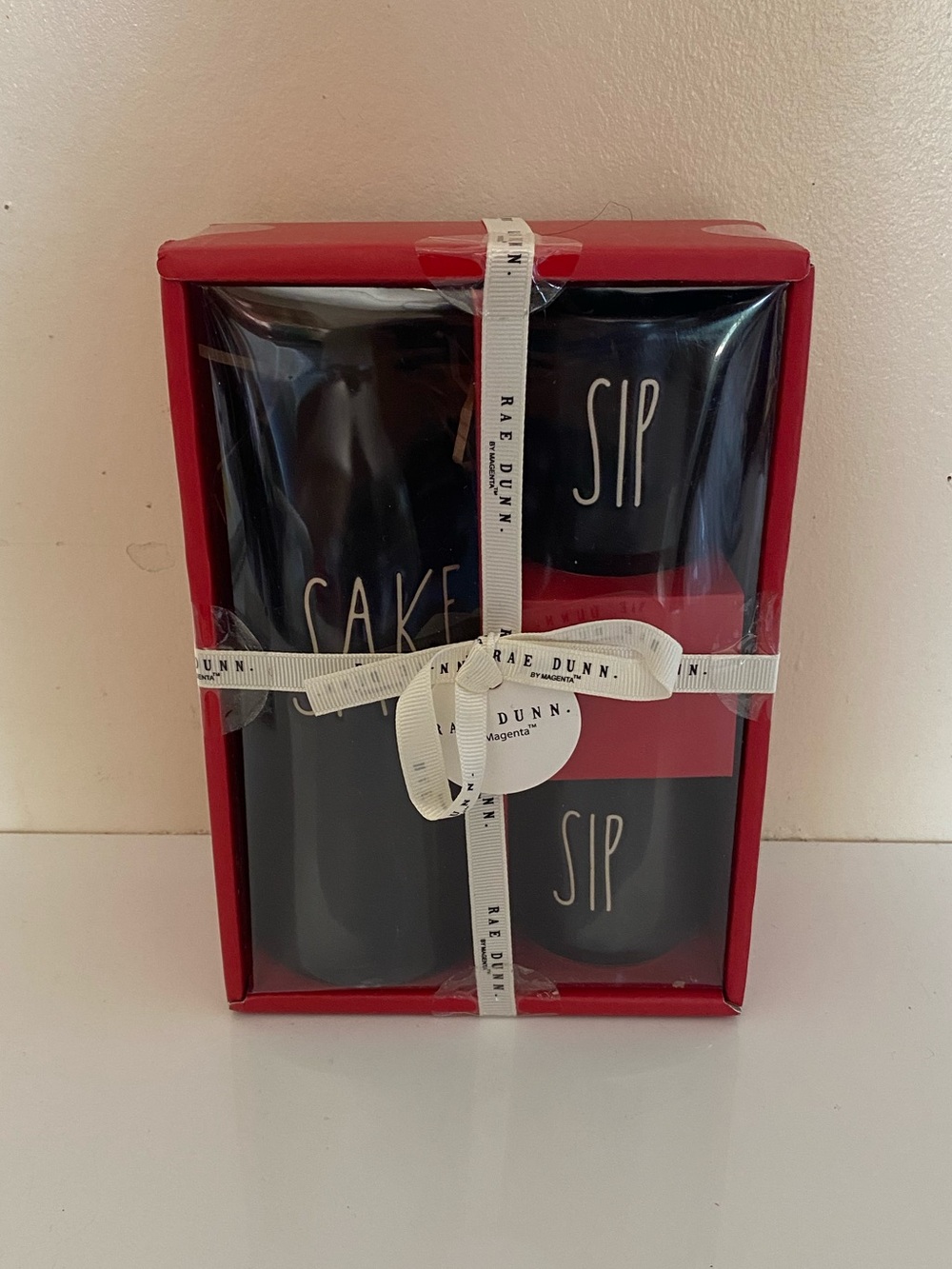 Rae Dunn SIP & SAKE Gift Set - Black